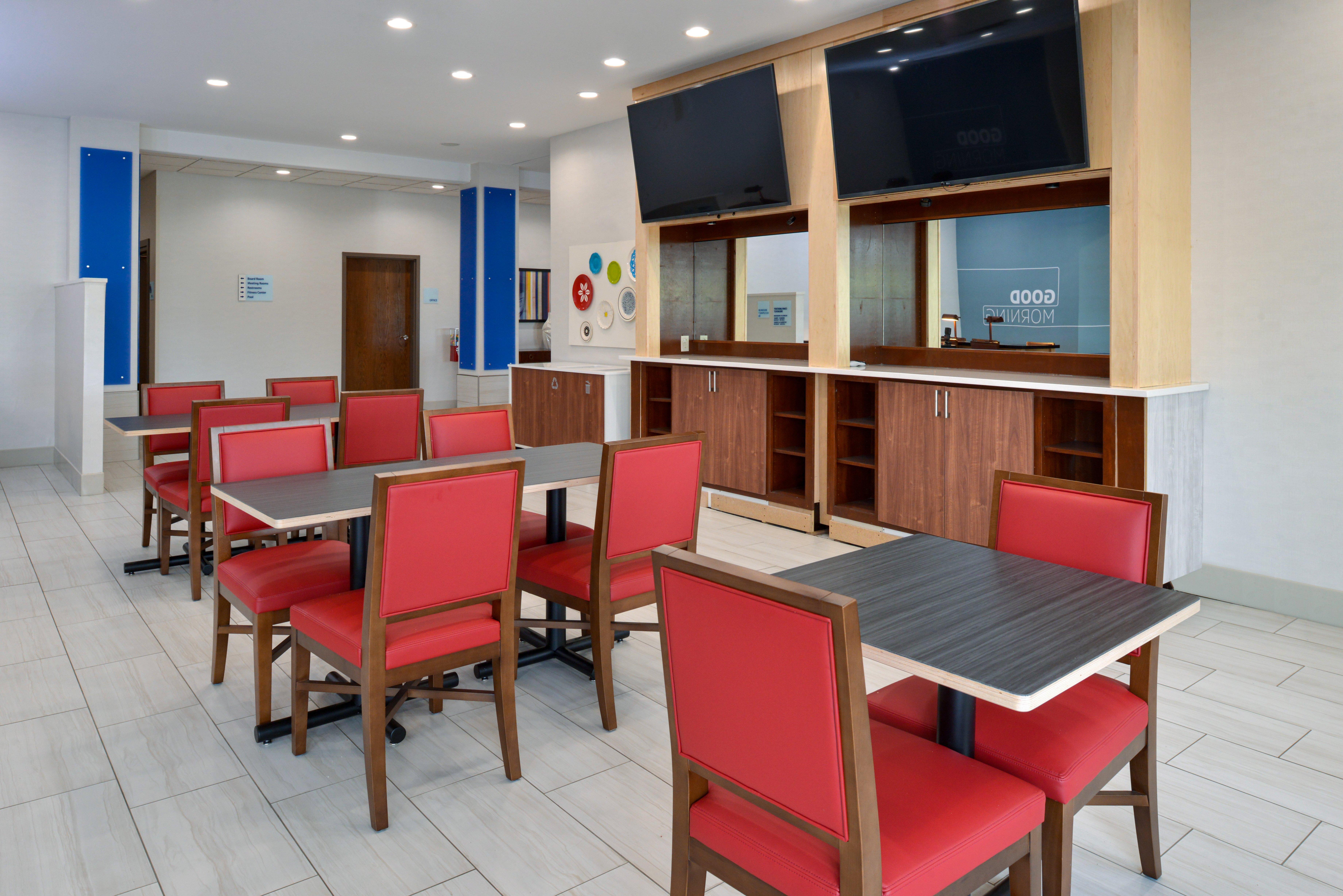Holiday Inn Express & Suites Pueblo By Ihg Exteriör bild