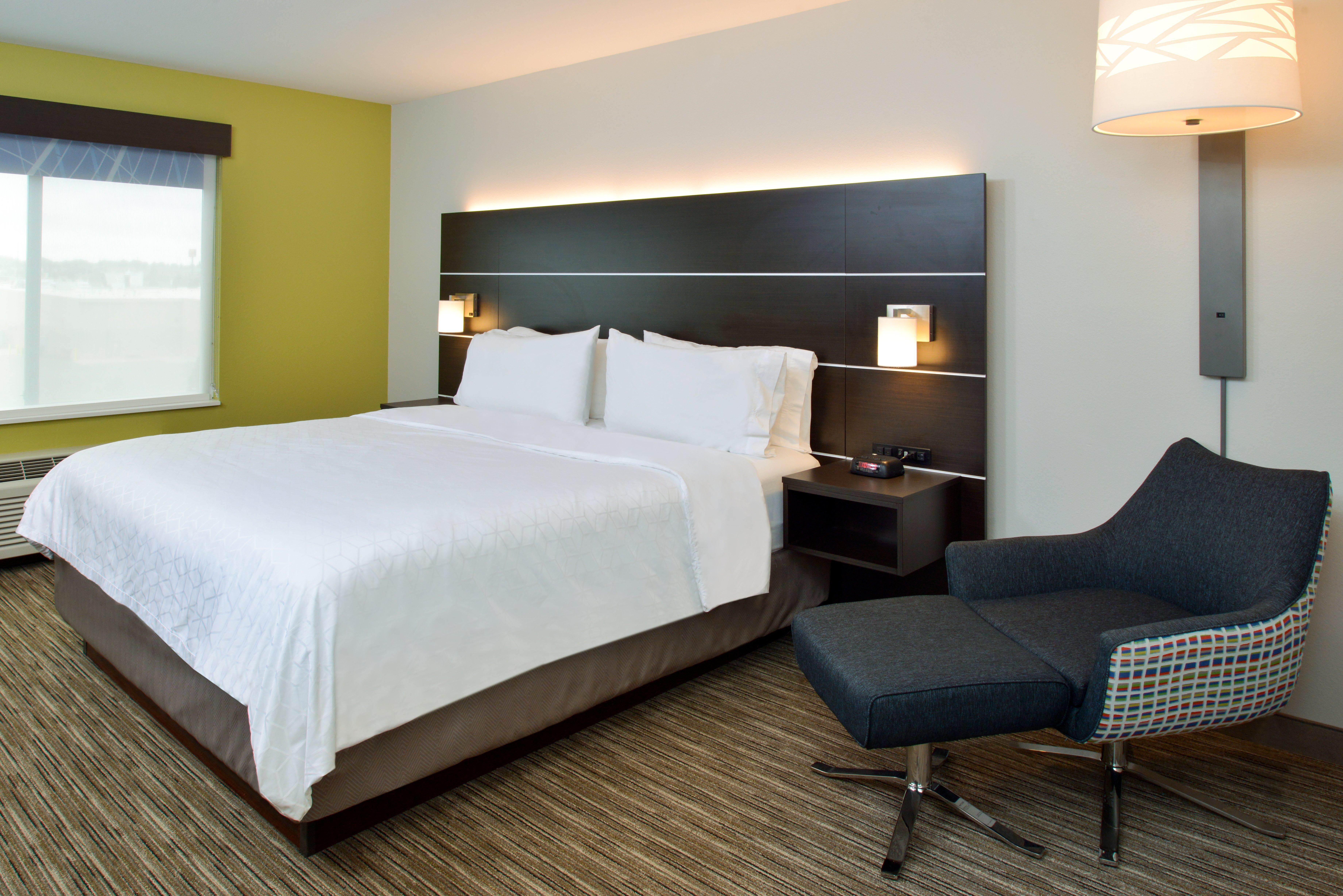 Holiday Inn Express & Suites Pueblo By Ihg Exteriör bild