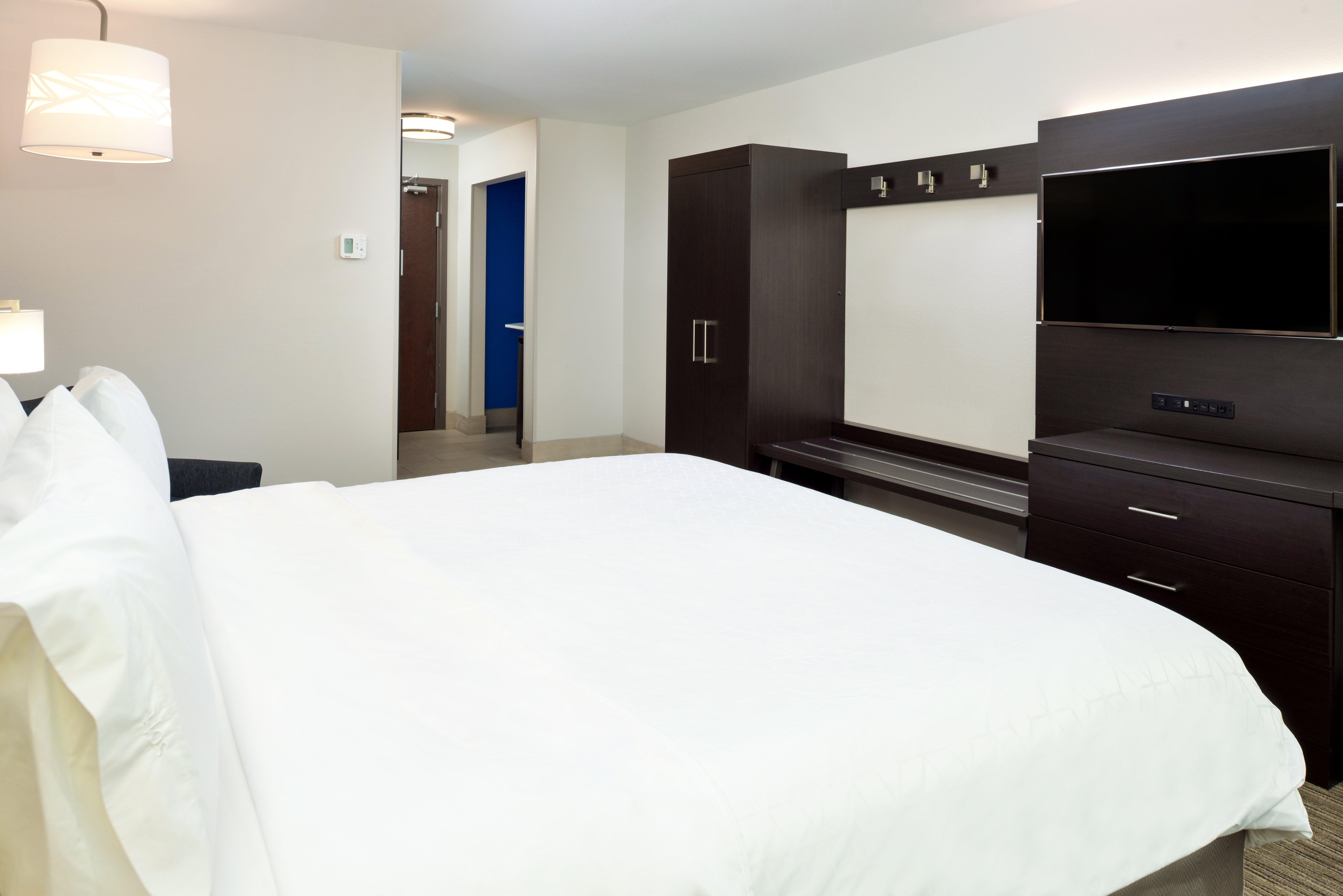 Holiday Inn Express & Suites Pueblo By Ihg Exteriör bild