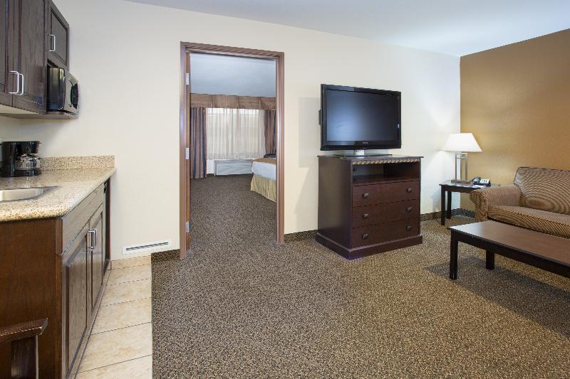 Holiday Inn Express & Suites Pueblo By Ihg Exteriör bild